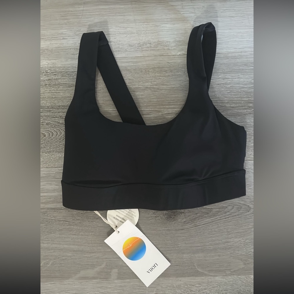 Vuori Midnight Black stride Bra XS